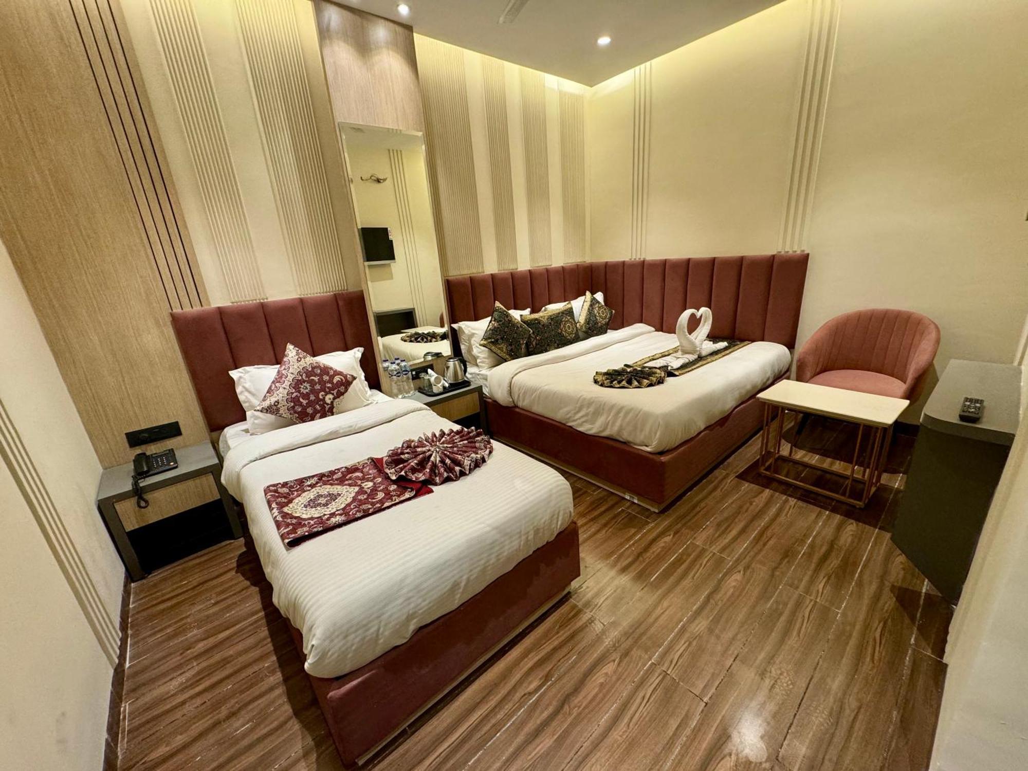 Hotel 51 Amritsar Ngoại thất bức ảnh